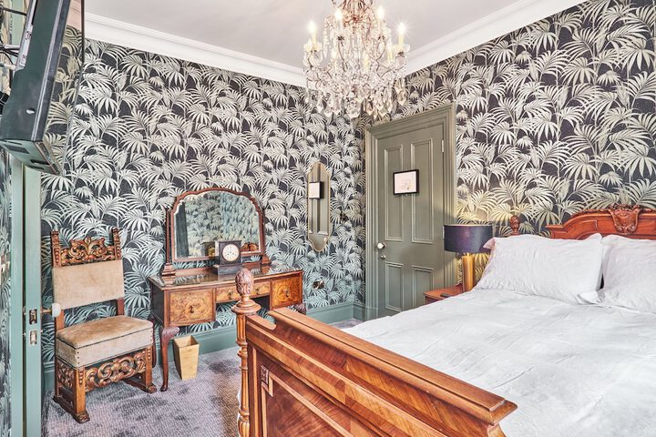 Room 3 of 29