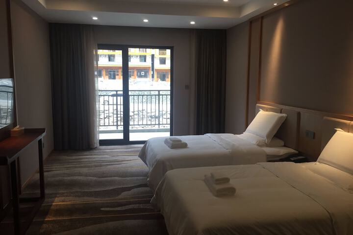 Shennongjia Jinghe Hotel