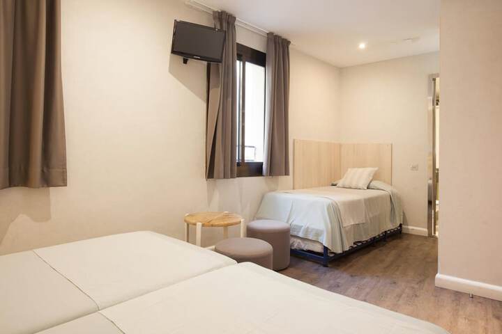 Room 18 of 49