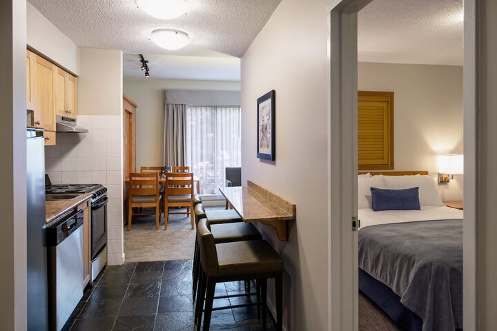 Room 11 of 74