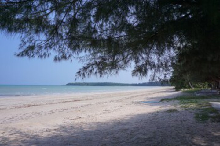 Beach 5 of 25