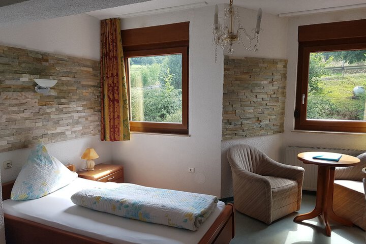 Room 5 of 54