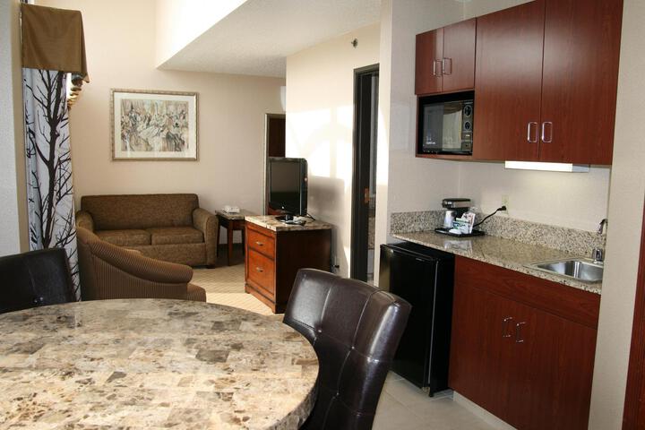 Suite King Size Bed (6 of 10)