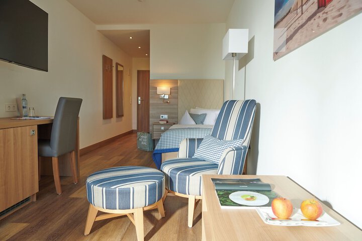 Room 20 of 102