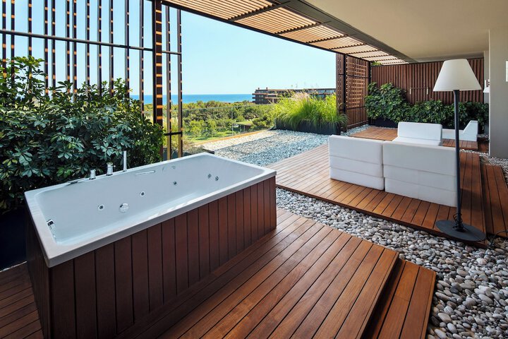 Terrace/Patio 97 of 317
