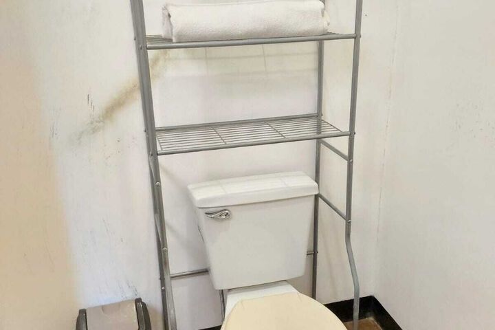 Room 4 of 47