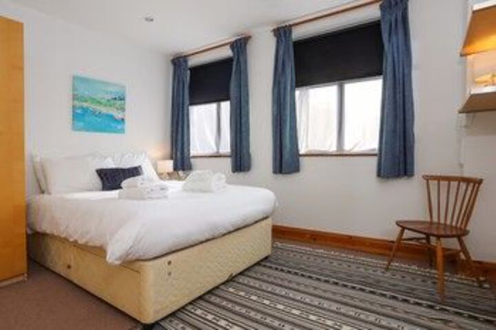 Room 12 of 29