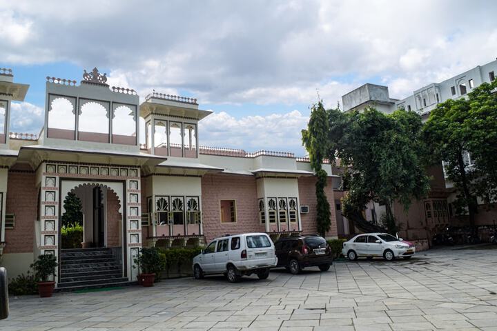 Hotel 4 of 71