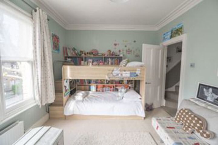 Room 12 of 31