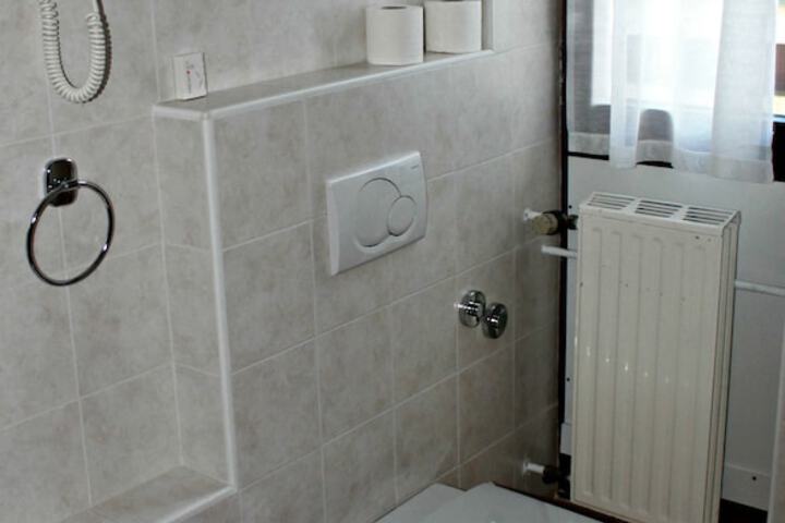 Room 17 of 42