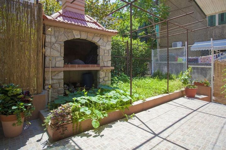 Terrace/Patio 144 of 180