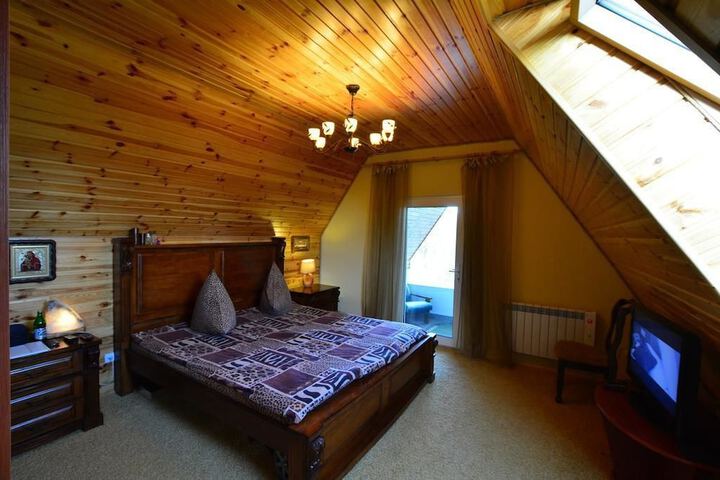 Room 12 of 57