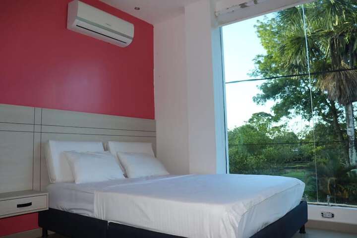 Room 12 of 23