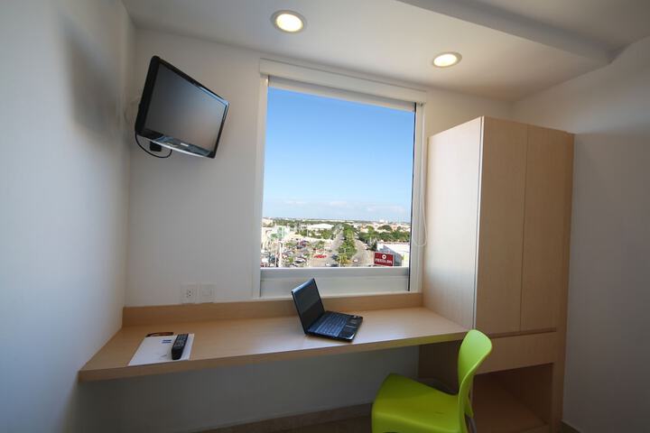 Room 16 of 61