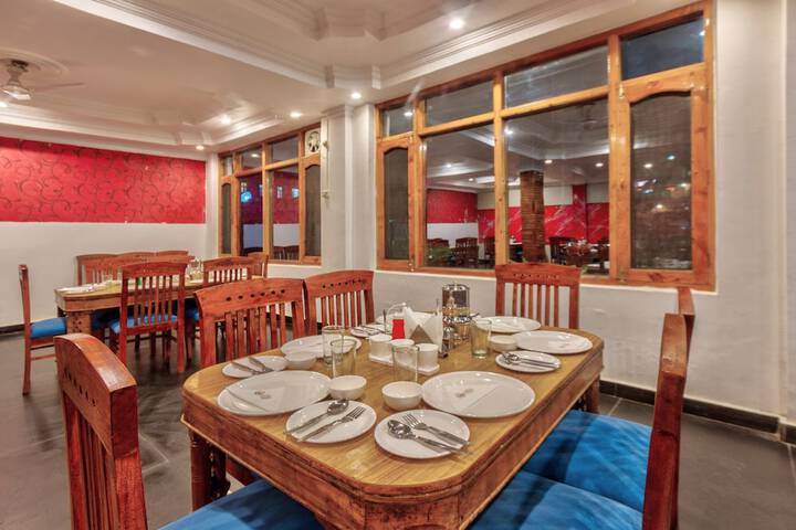 Dining 114 of 133