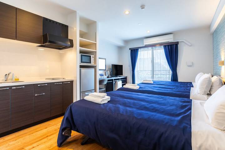 Room 6 of 33