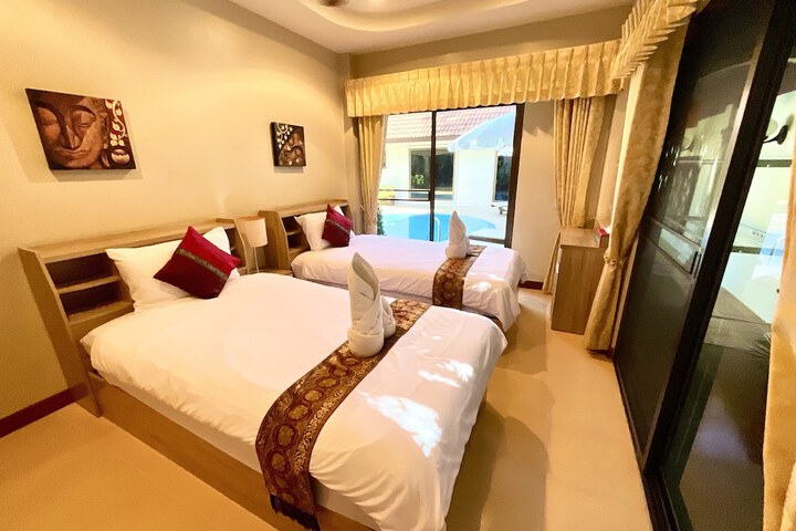 Room 28 of 91