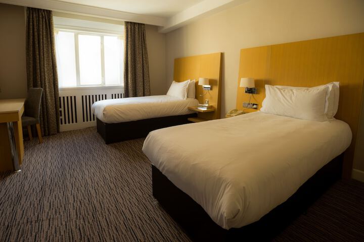 Room 14 of 61