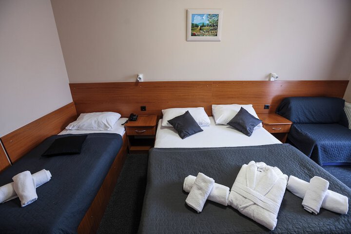 Room 14 of 94