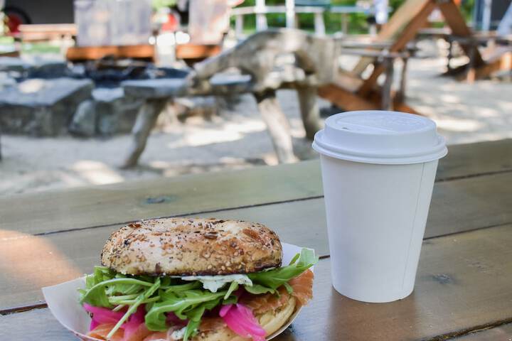 Breakfast/Coffee Service 122 of 142