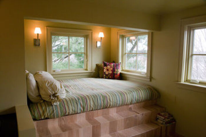 Room 12 of 29