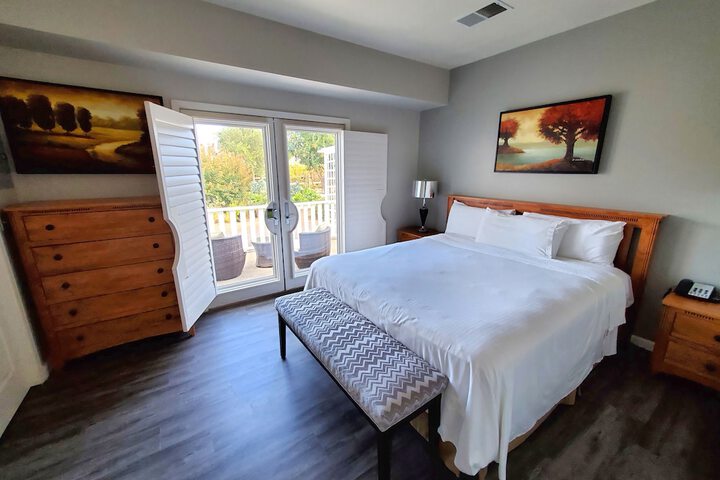 Standard | King Bed (15 of 31)