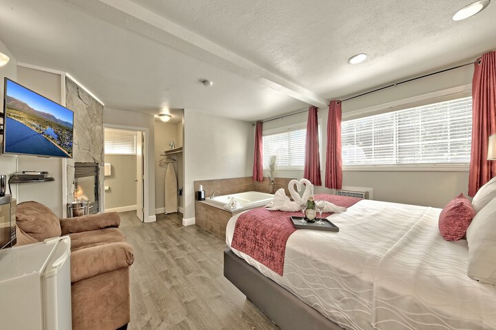 Standard | King Bed (18 of 36)