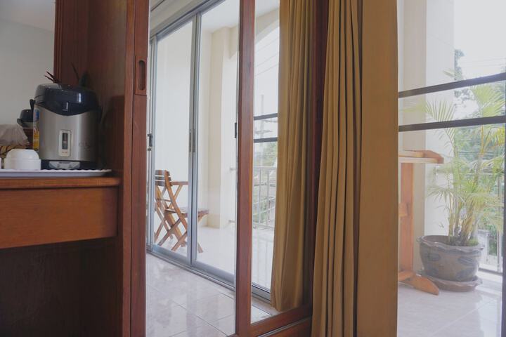 Room 15 of 98