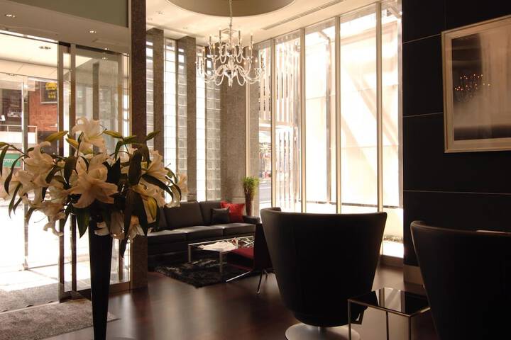 Guest Lobby