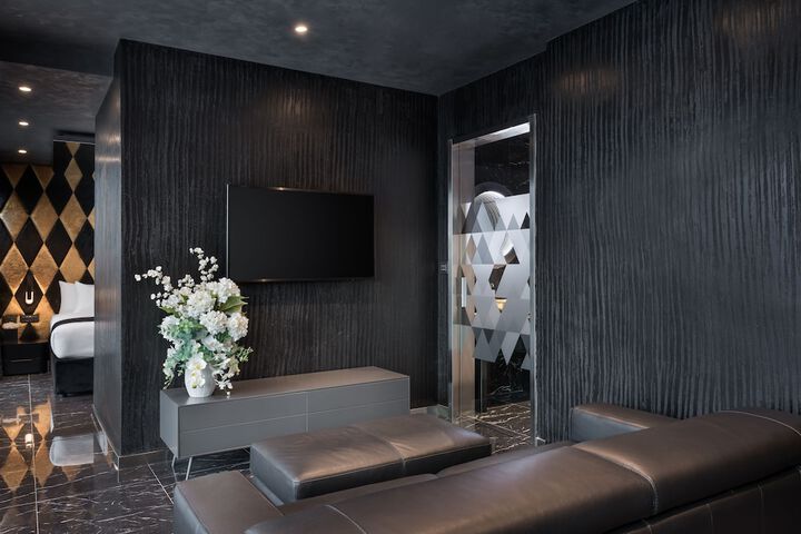 Room 45 of 97