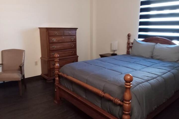 Room 2 of 7