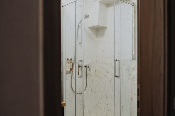 Room 125 of 132