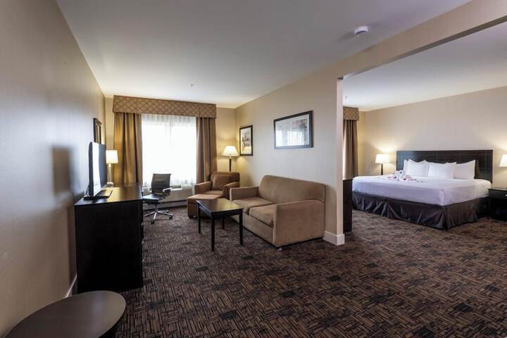 Room 36 of 114