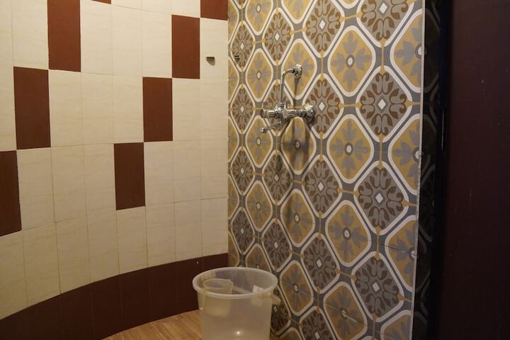 Room 60 of 68