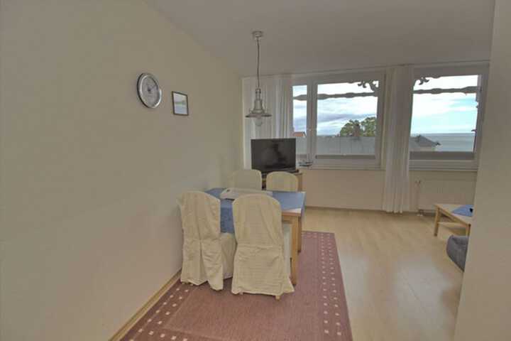 Room 7 of 24