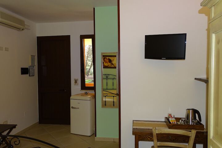 Room 4 of 88