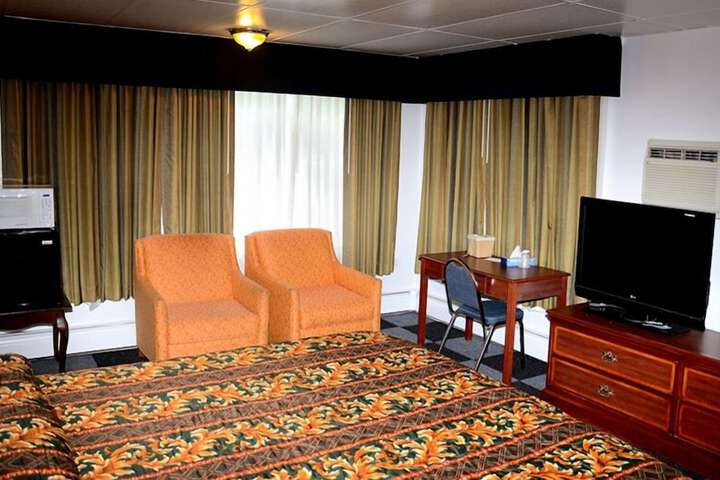 Room 12 of 42