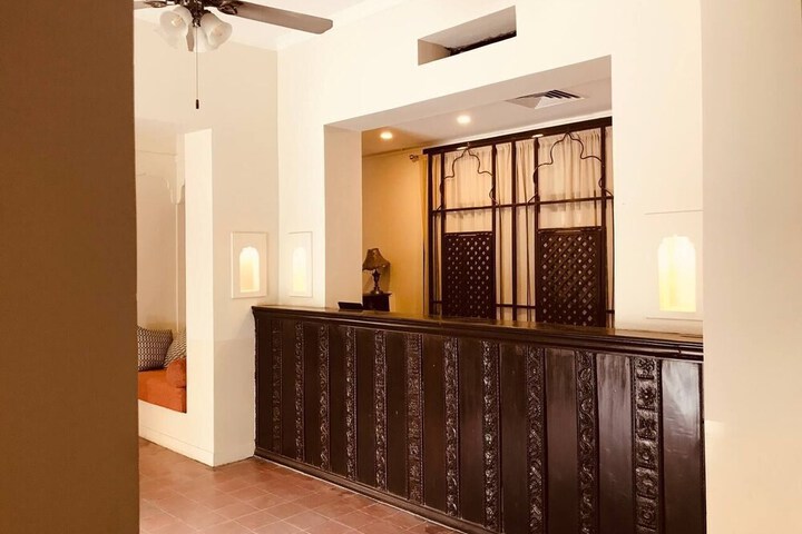 Hotel Interior 4 of 130