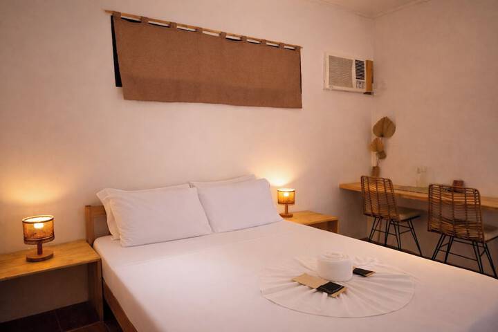 Room 13 of 35