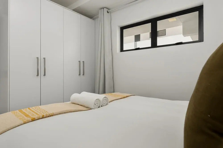 Room 2 of 12