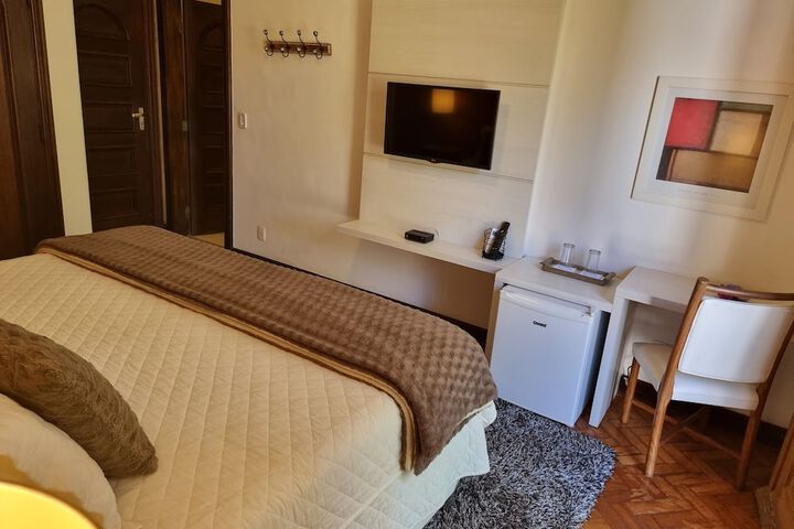 Room 49 of 152