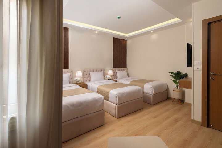 Room 29 of 35