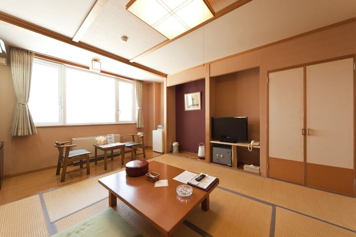 Room 4 of 58