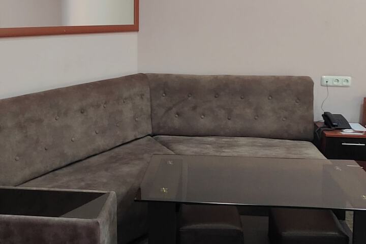 Room 14 of 164