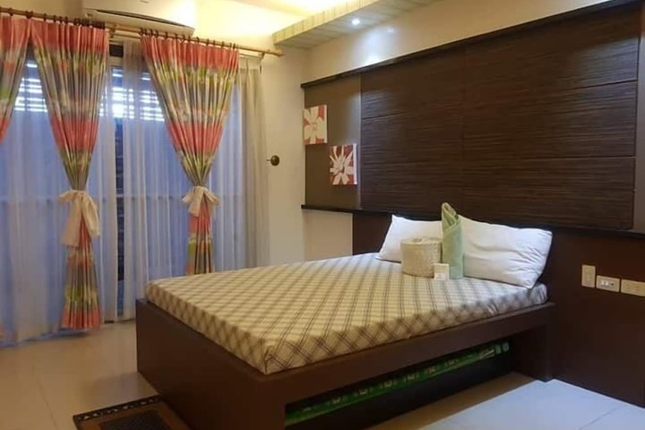 Room 8 of 41