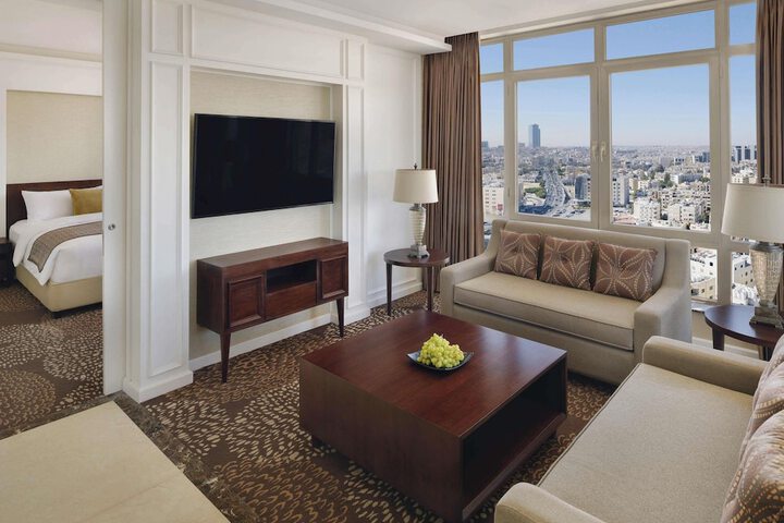 Room 22 of 195