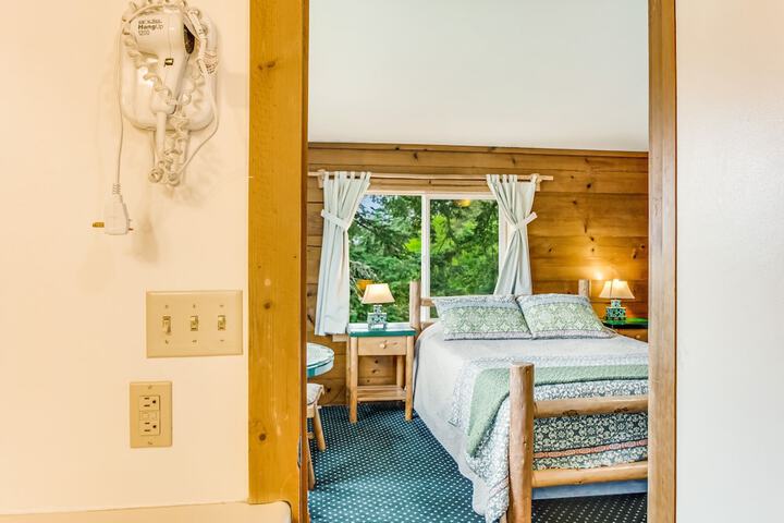 Room 25 of 189