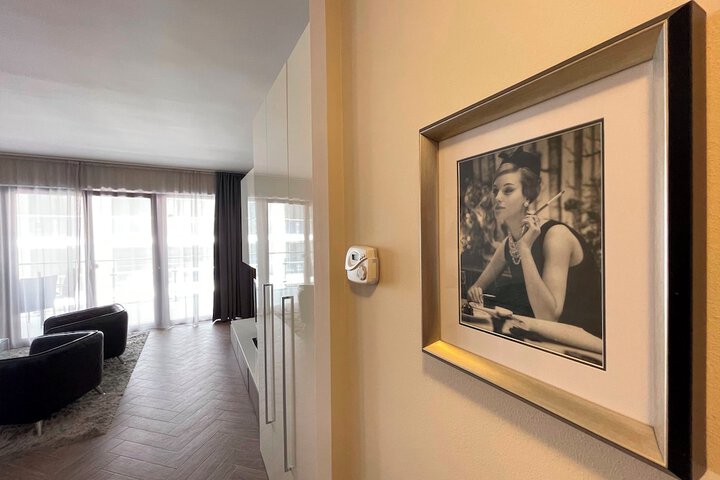 Room 49 of 194