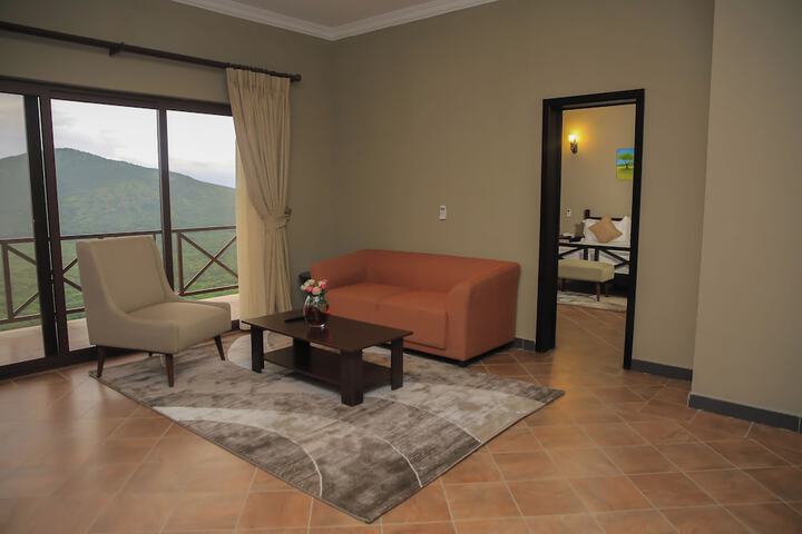 Room 43 of 120