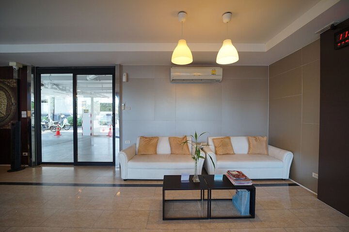 Hotel Interior 6 of 25